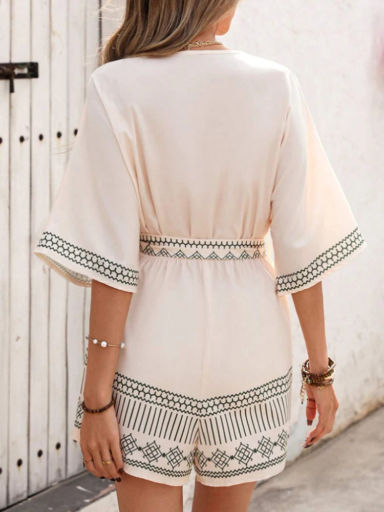 Ladies Belted Five-Quarter Sleeve Geometric Print Dress Shorts Perfect for Beach Sunbathing and Summer Vacations