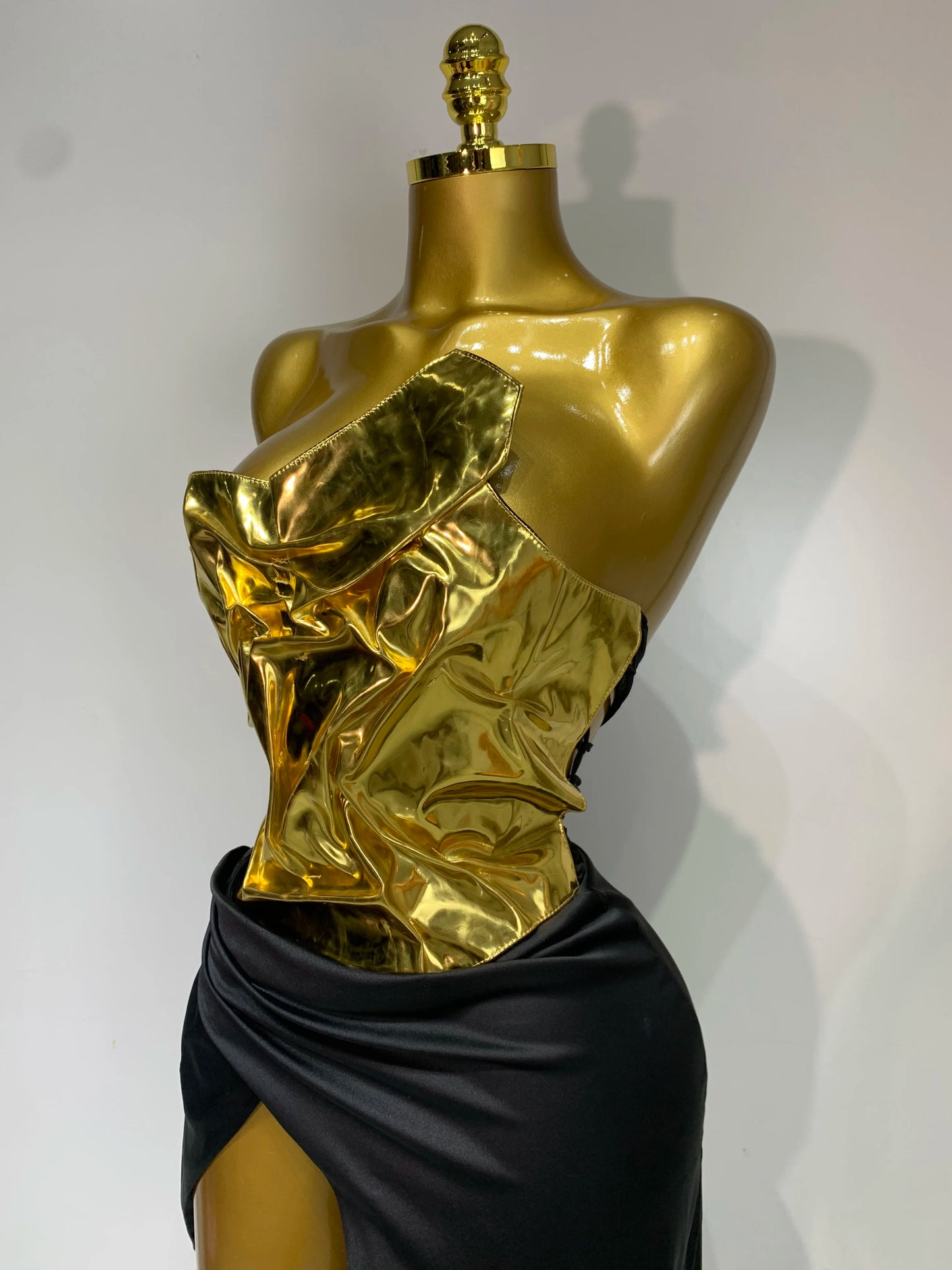 2025 New Arrival Women Gold Color Sexy Laced-up Tops 2 Pieces Set Long Dress Celebrate Evening Party Celebrity Elegant Dress