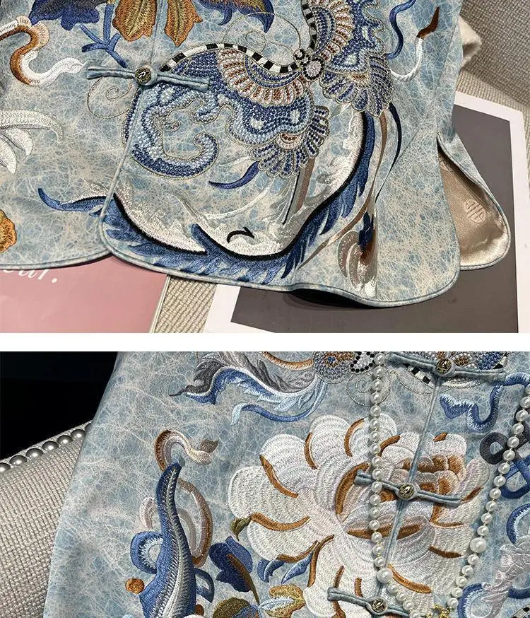 Chinese Style Embroidered Round Neck Sleeveless Vest for Women