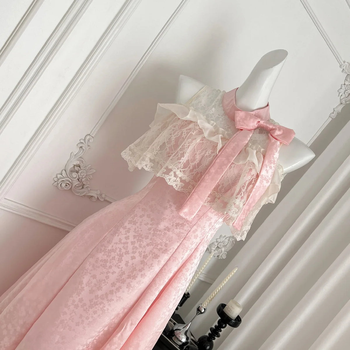 Off-Shoulder Lace Bow Dress