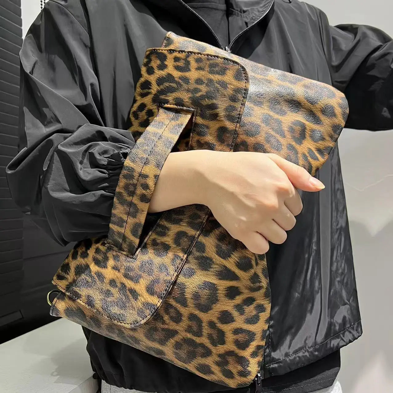 Leopard Print Retro Handbag High Capacity for Women