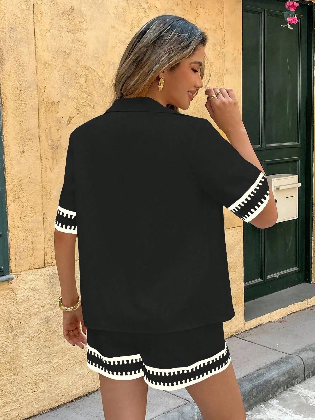 Printed Casual Two Piece Shirt and Shorts Set for Women