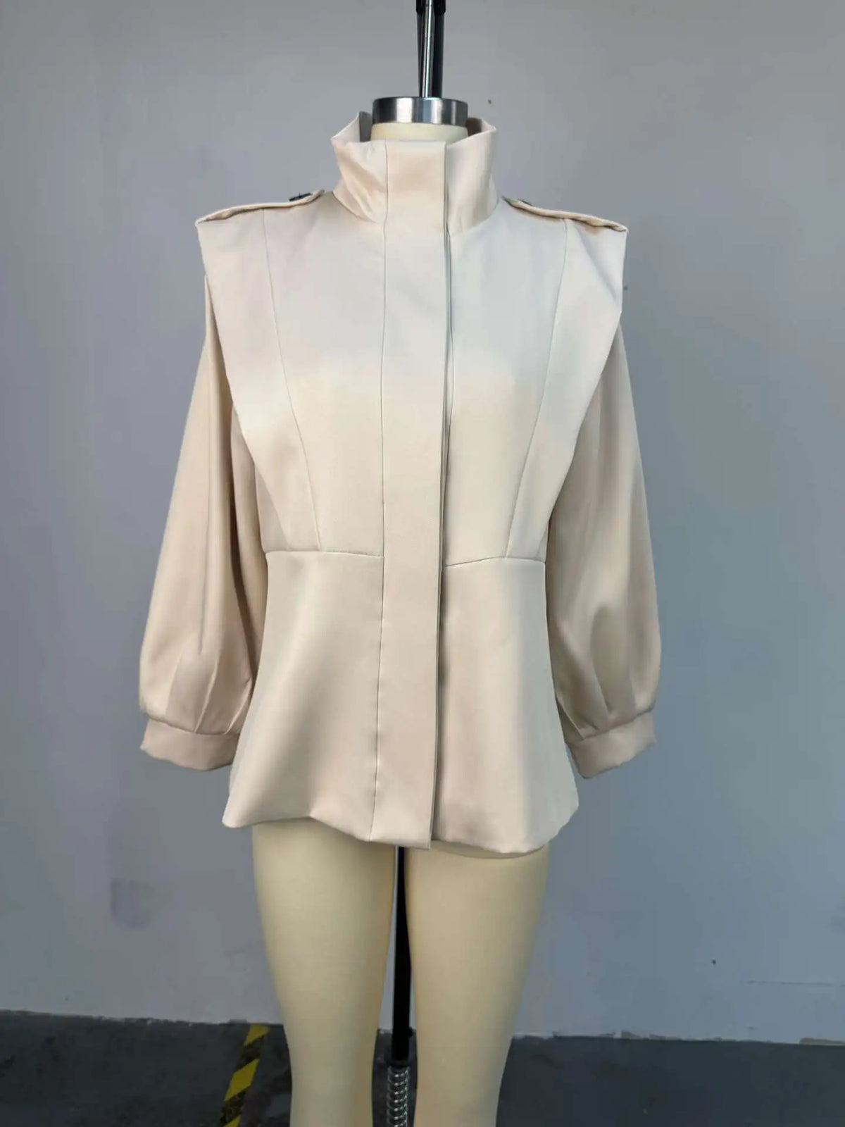 Elegant Short Trench Coat With Stand Collar for Women
