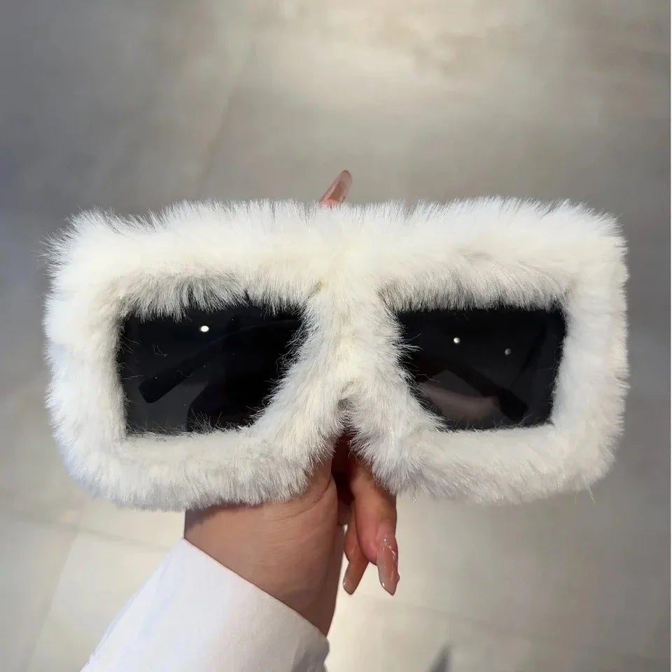 Velvet Frame Gradient Sunglasses