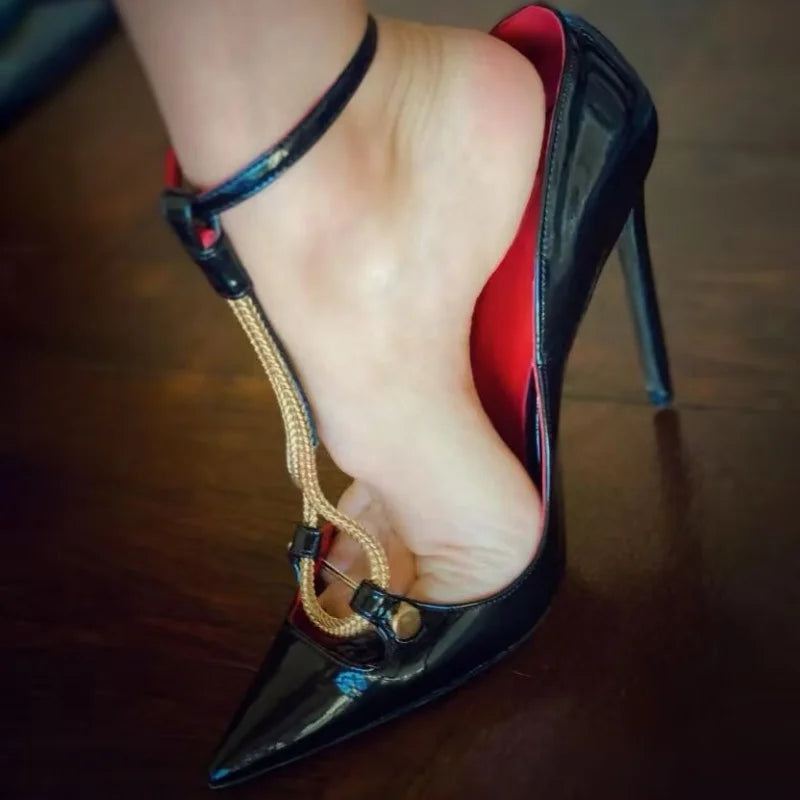 Metal Decoration Pointed Toe High Heel Sandals for Women