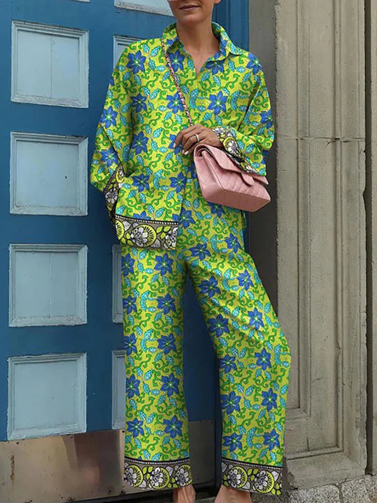 Vintage Printed Two Piece Trouser Suit Set for Women