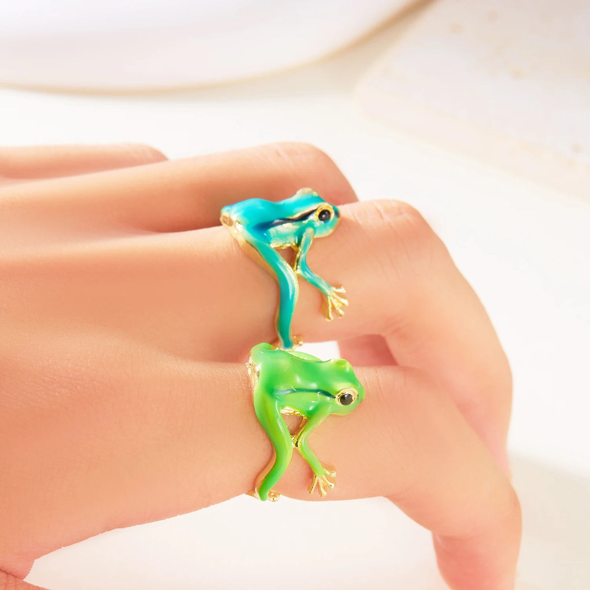 Adjustable Green Tree Frog Ring