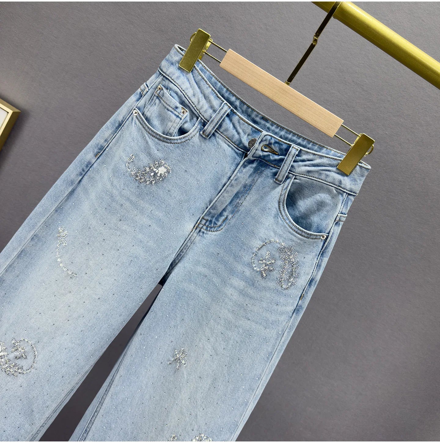 Heavy Hot Diamond Denim Loose Pants Women's 2026 Spring New Fashion High Waist Loose Slimming European Goods Long Mop Pants