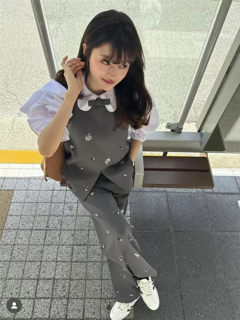 Japanese Sweet Retro Classic Embroidered Vest Vest Shorts Set 2026 Spring Summer New Fashion Commuter Two-piece Set for Women