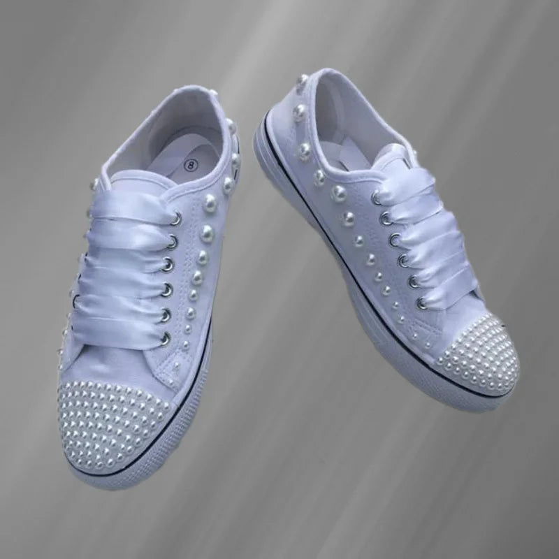 Pearl Embellished Lace-Up Low-Top Canvas Shoes for Women