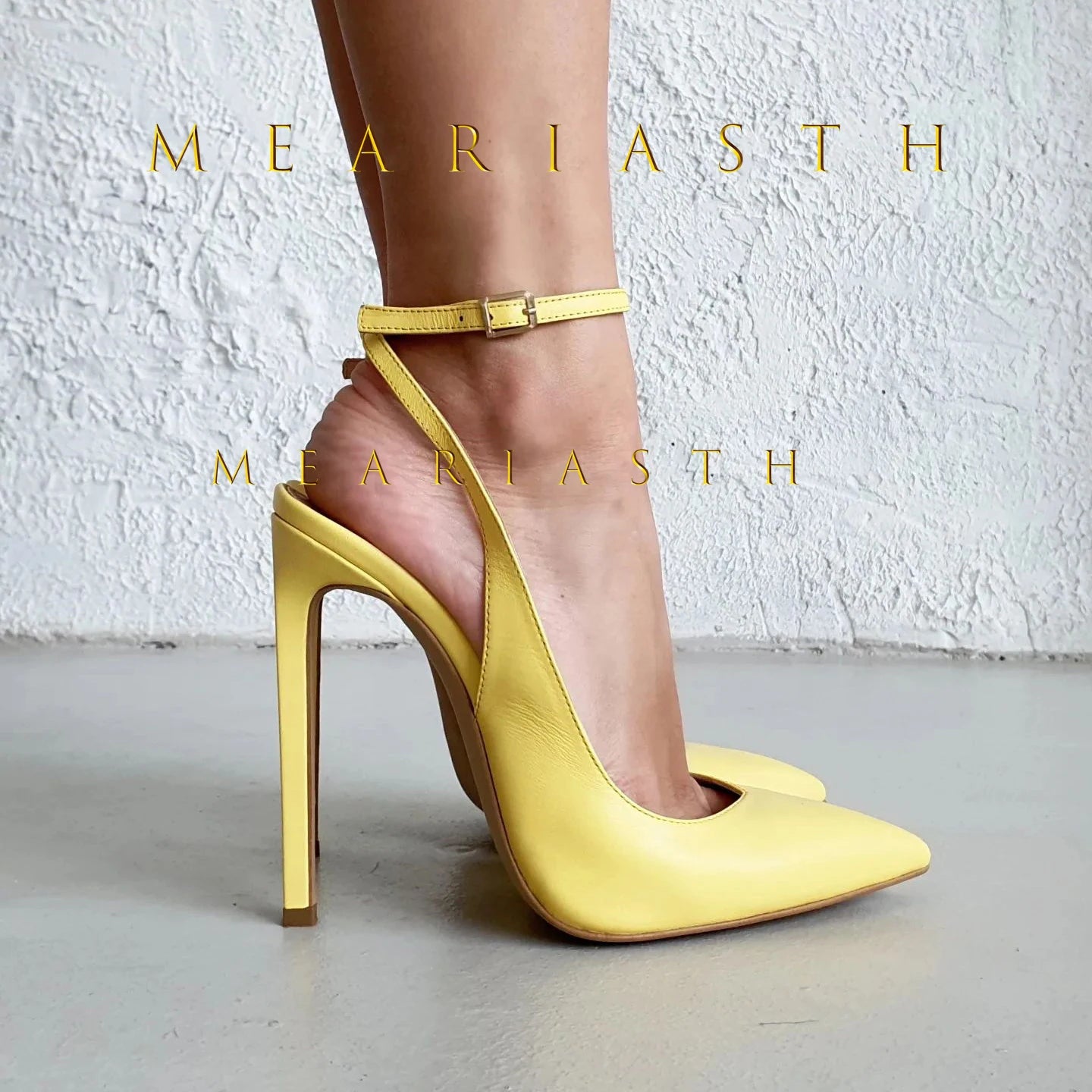Elegant Patent Leather Pointed Toe Round Heel Pumps For Women