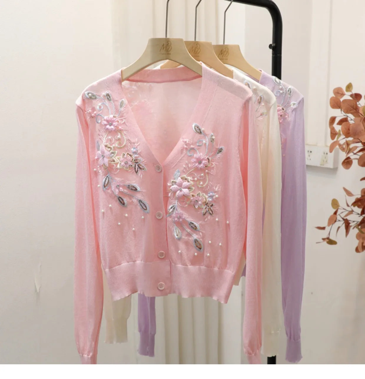 French Exquisite Embroidered Flowers V-neck Short Knitted Top Women Summer Fashion Retro Artistic Thin Sun Protection Cardigan