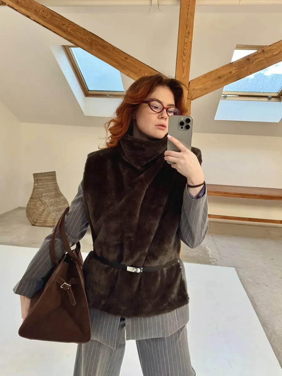 Mandarin Collar Faux Fur Vest