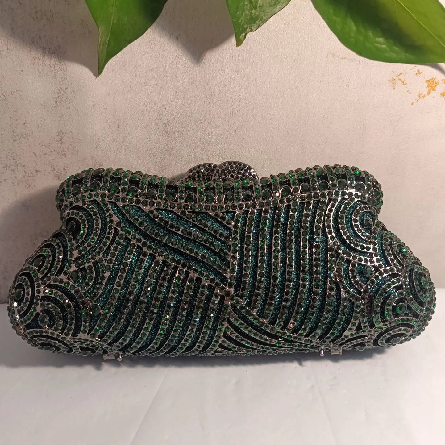 Elegant Jade Green Women Big Stones Evening Bags Crystal Metal Clutches Bags Green Wedding Party Minaudiere Purses and Handbags