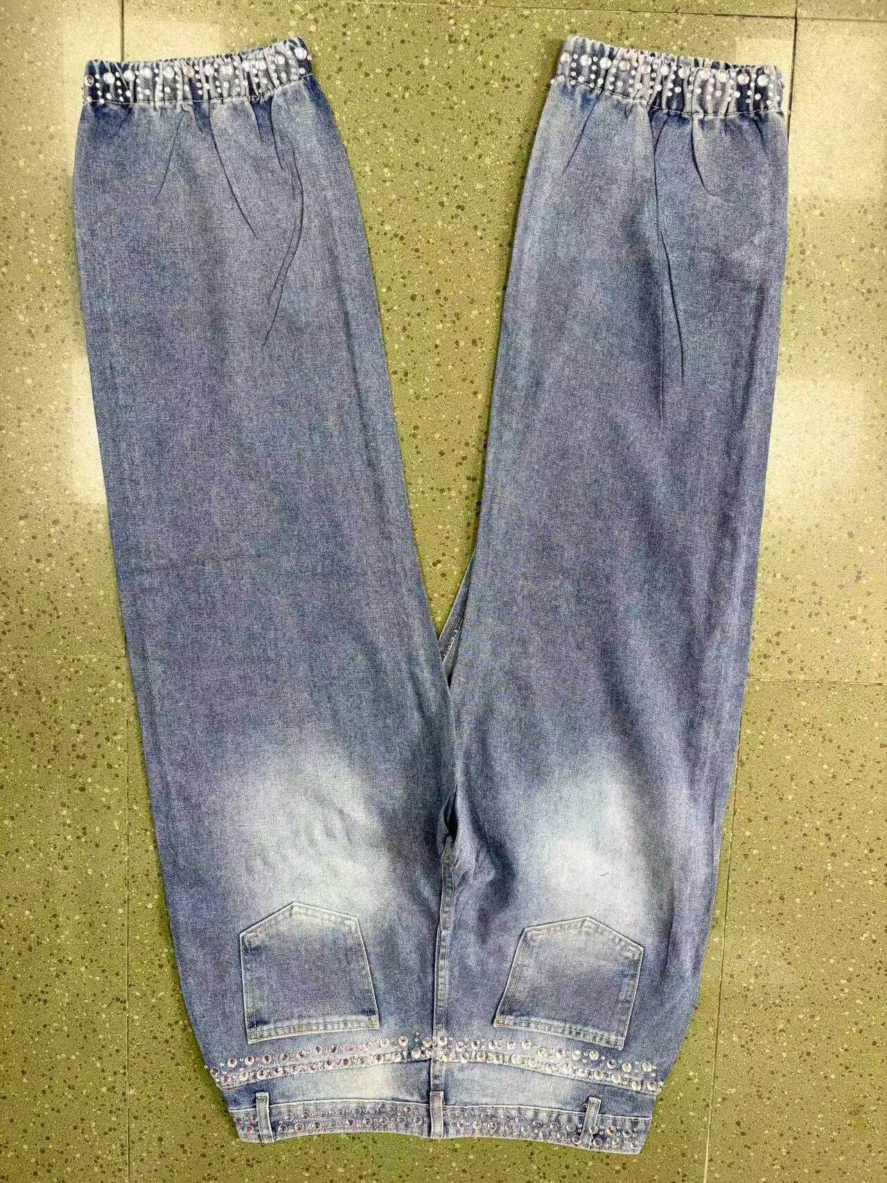Sleek Lightweight Casual Low Rise Denim Jeans for Women
