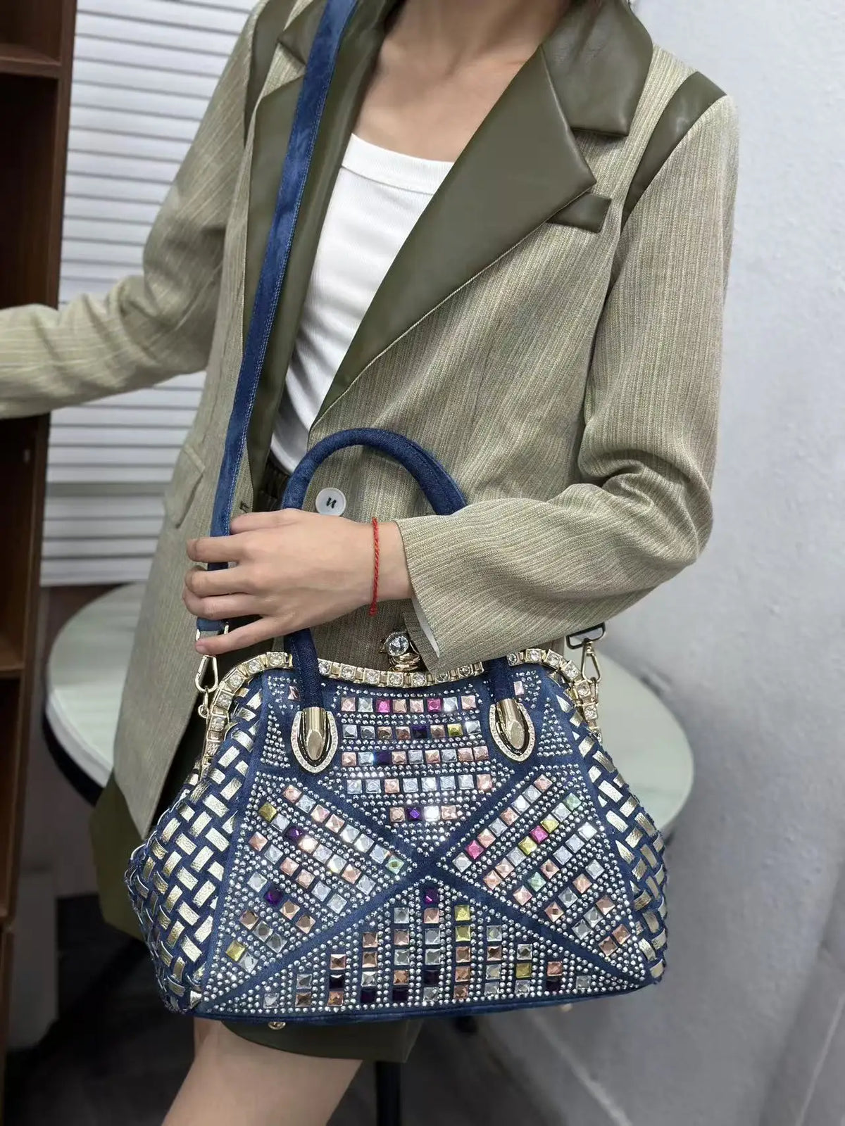 New Women's Diamond Handbag Luxury Brand Diamond Sparkling Dinner Party Women's Handbag Diamond Retro Shoulder Crossbody Bag