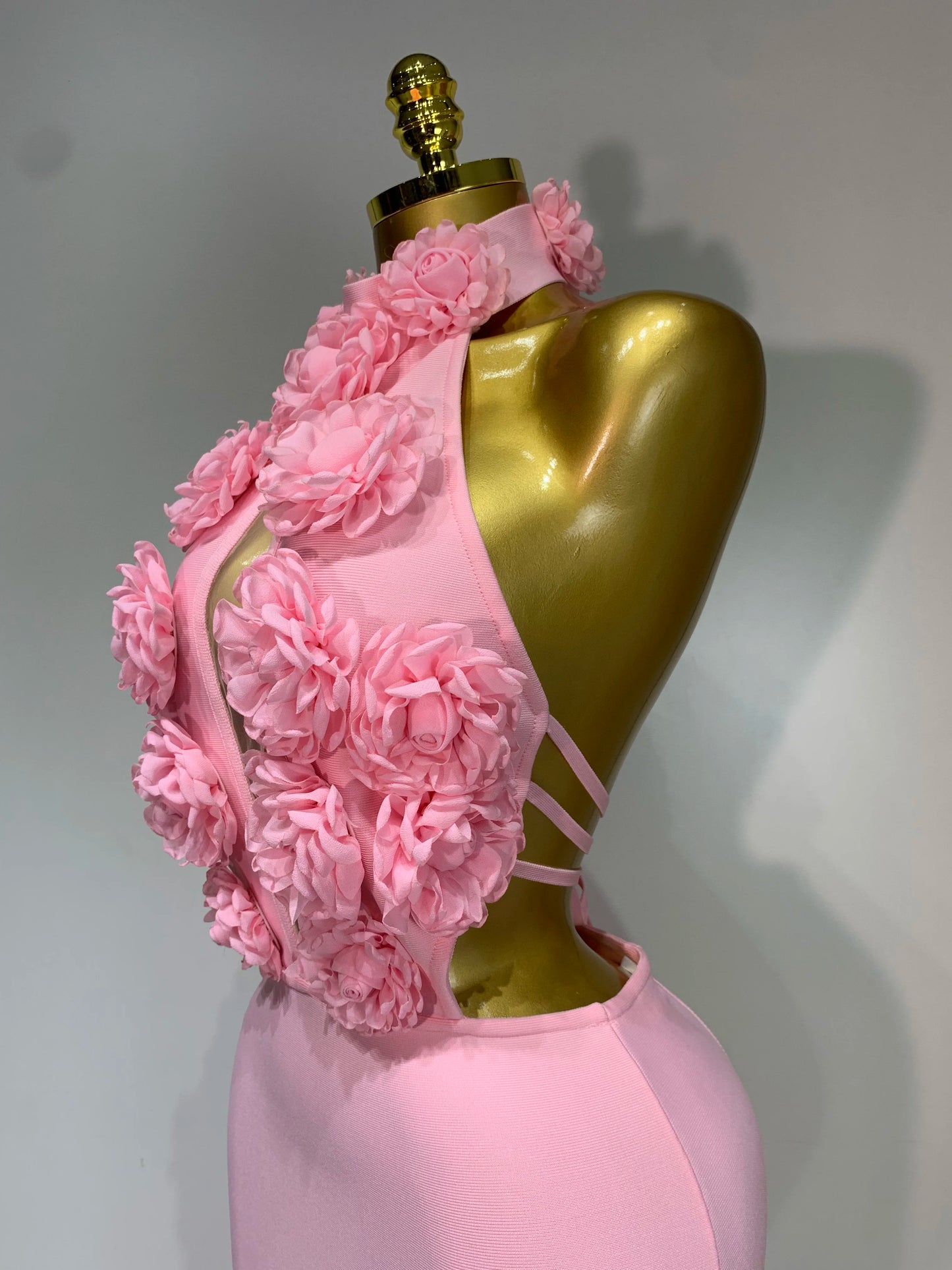 2025 New Women Sexy Halter Hollow Out Flowers Bodycon Bandage Dress Red Backless Elegant Party Luxury Birthday Wedding Dresses