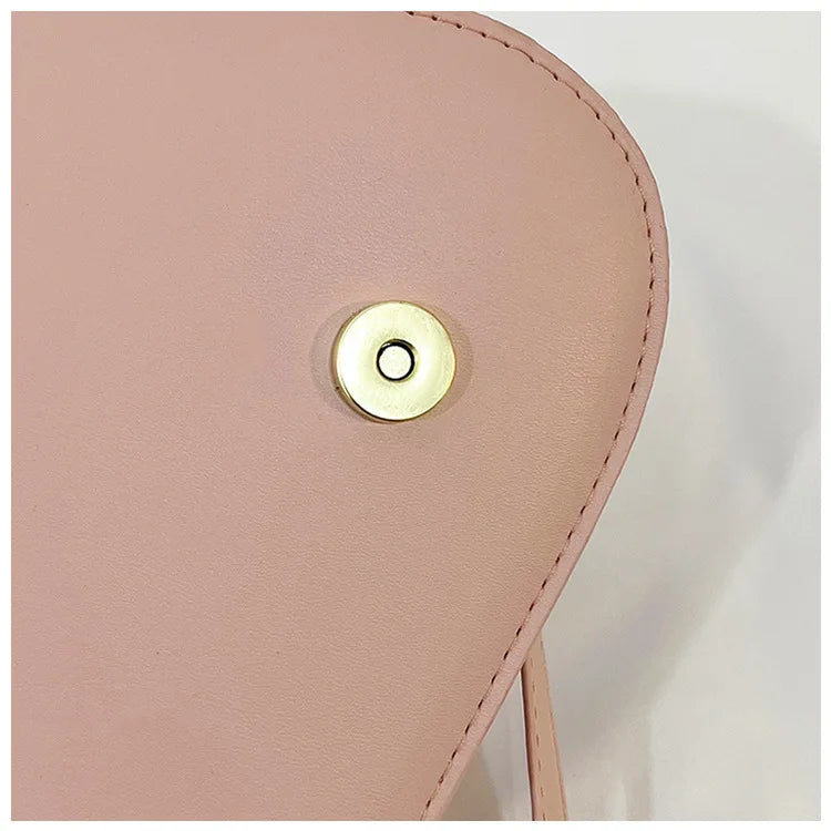 Women's Elegant Minimalist Shoulder Bag Golden-Tone Hardware Adjustable Strap Formal Purse Durable Handbag Fashionable Tote