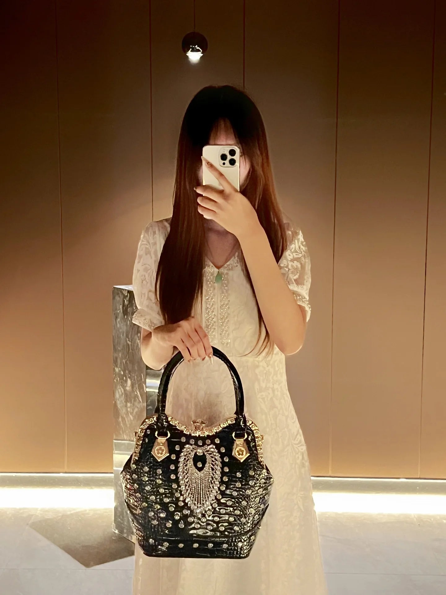 New Women's Dinner Bag with Diamonds Shiny Dinner Party Handbag Luxury Brand Diamond-encrusted Fashionable Women's Shoulder Bag