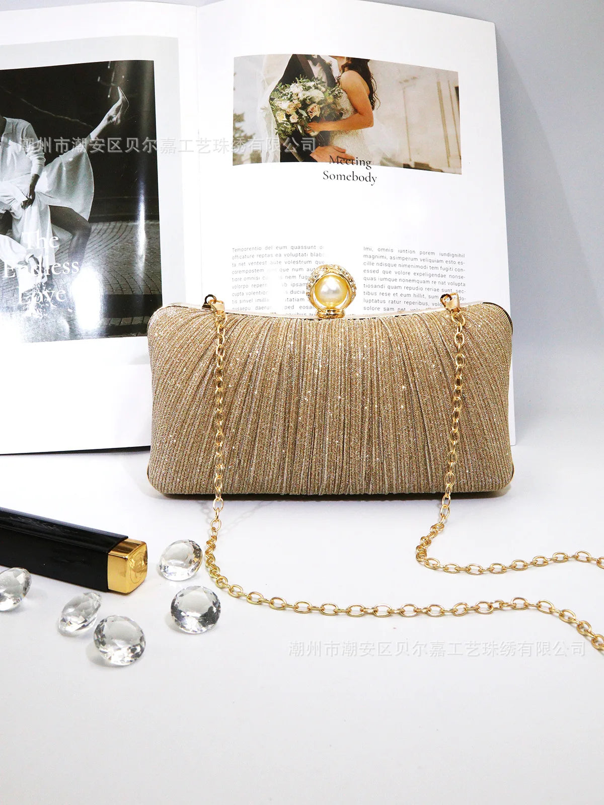 Elegant Pleated Chain Clutch Evening Bag for Women