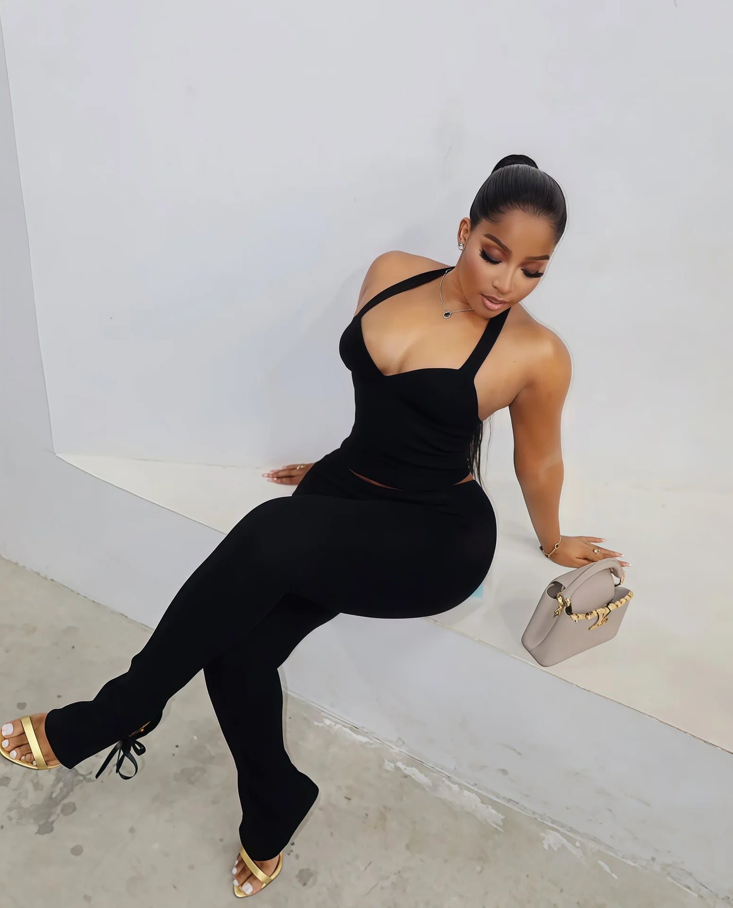 Solid Color Halter Neck Crop Top Two Piece Set for Women