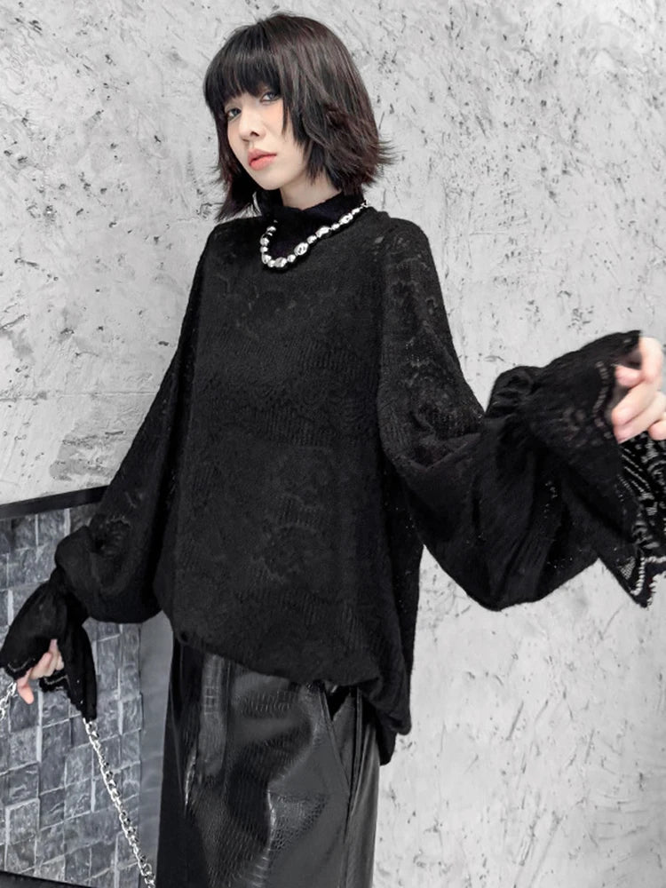 [EAM] Women Black Lace Thin Big Size Elegant T-shirt New Turtleneck Long Flare Sleeve Fashion Tide Spring Autumn 2025 1DH9265