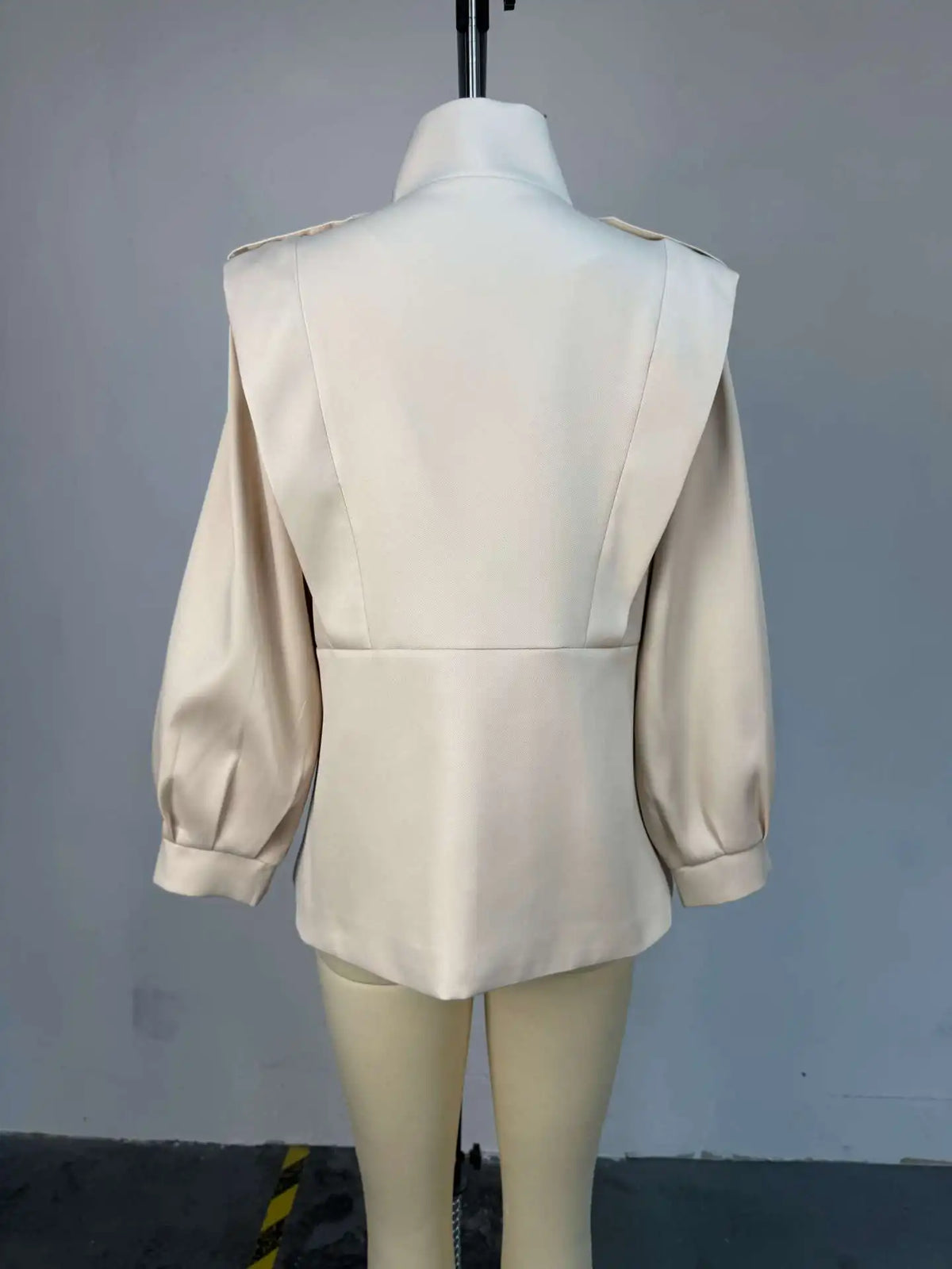 Elegant Short Trench Coat With Stand Collar for Women