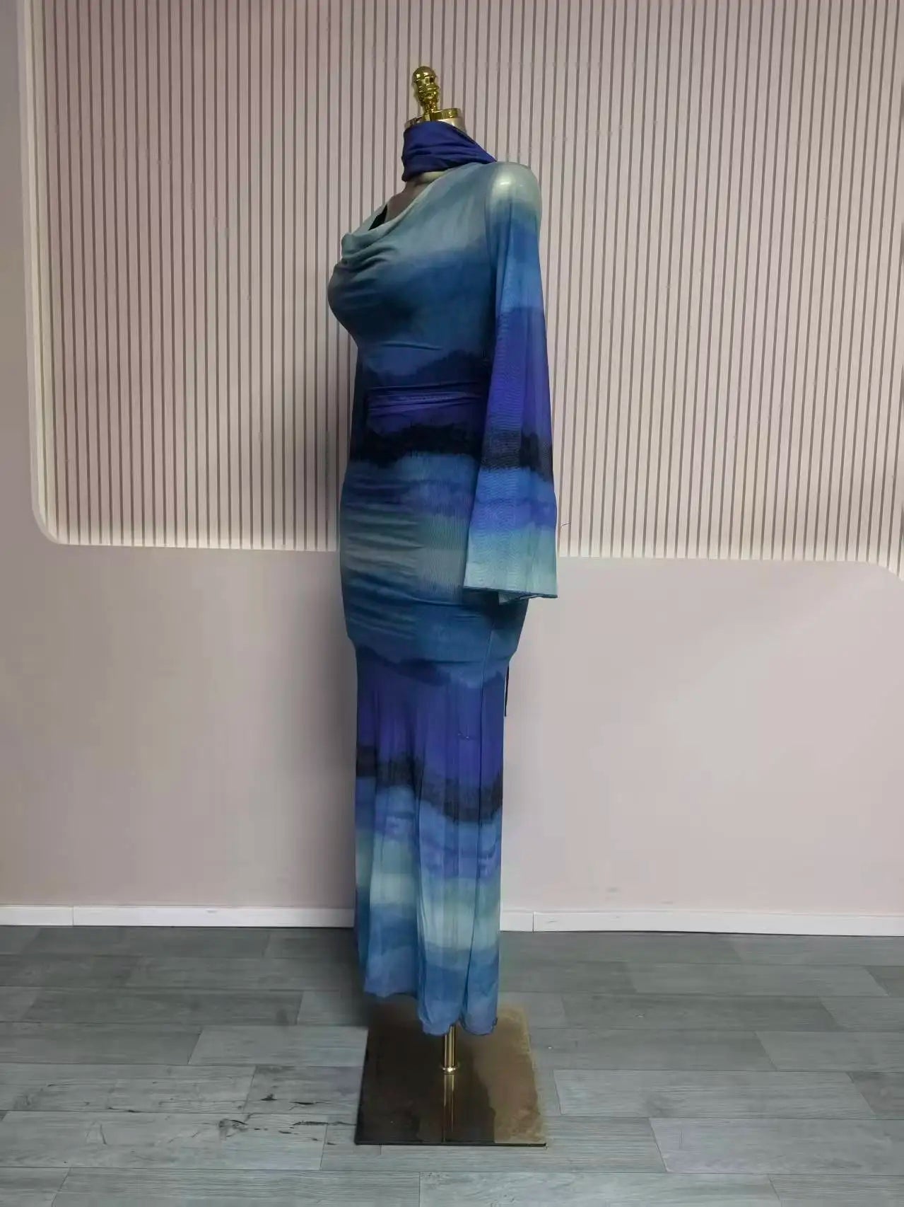 CM.YAYA Women Tie Dye Lace Up Back with Scarf Bodycon Midi Long Sleeve Pleated Maxi Dress Party Education Vacation Long Dresses