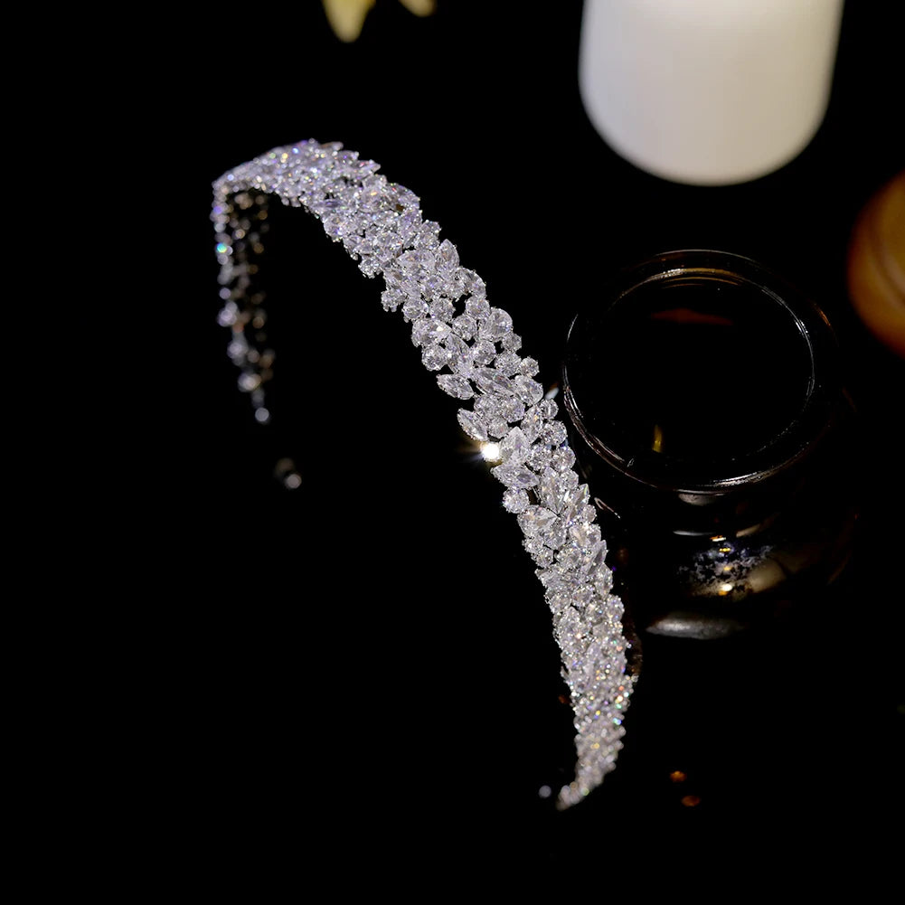 Elegant Silver Cubic Zirconia Bridal Crown For Women