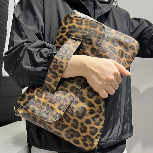 Retro Leopard Print Handbag