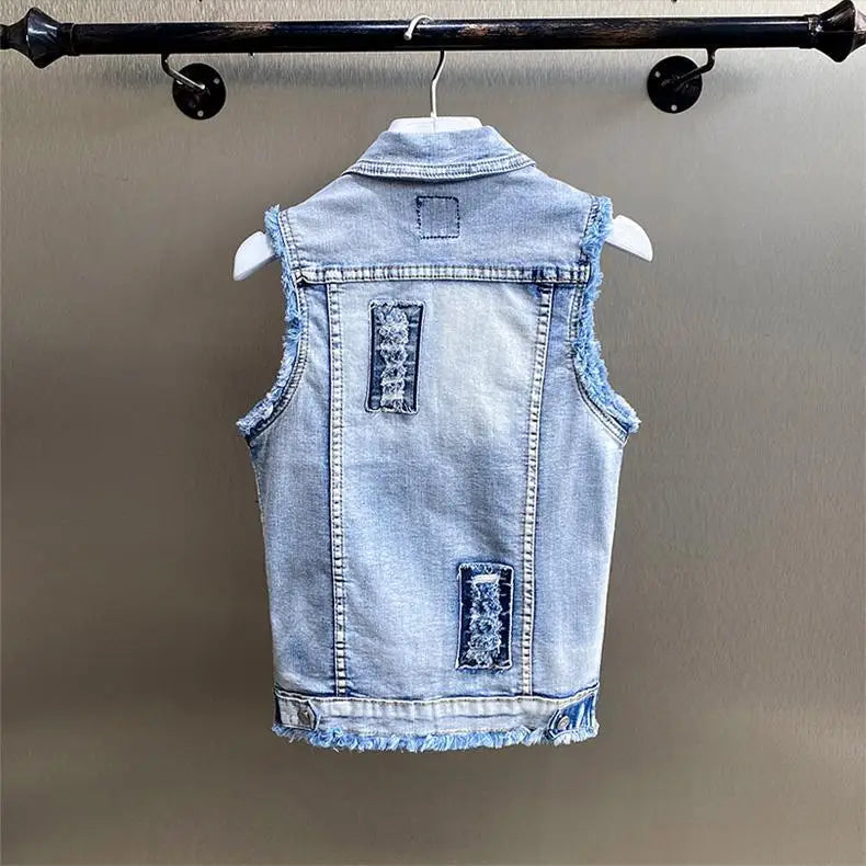 2025 Denim Vest Women's Coat New Heavy Industry Three-dimensional Embroidery Flower Shoulder Slim Fitting Vest