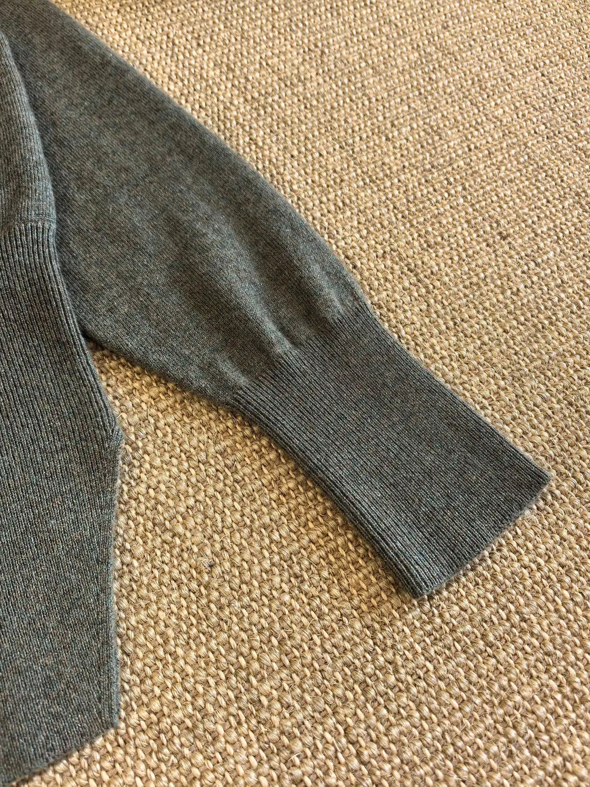 Minimalist Cashmere Knit Top And Pants Set for Women