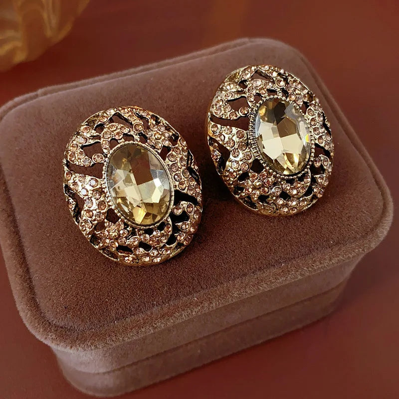 Retro Oval Rhinestone Stud Earrings
