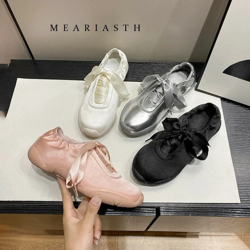 Round Toe Soft Sole Lace Up Casual Ballet Flats For Women