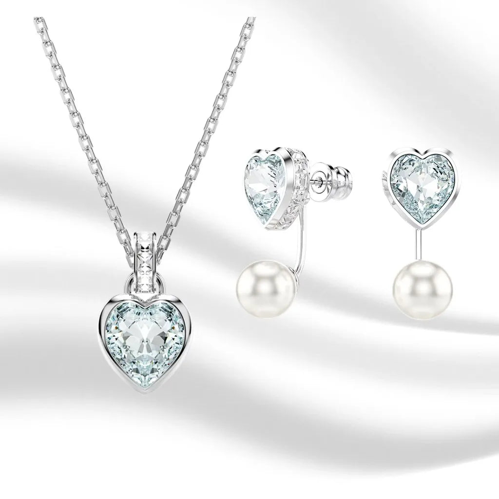 Elegant Gold-Plated Mixed-Cut Crystal Pendant Necklace for Women