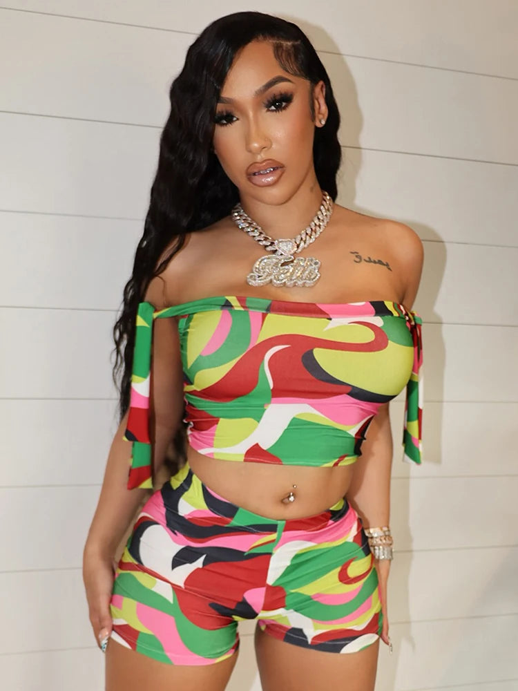 Printed Summer Off Shoulder Crop Top and Matching Shorts Two Piece Set for Women