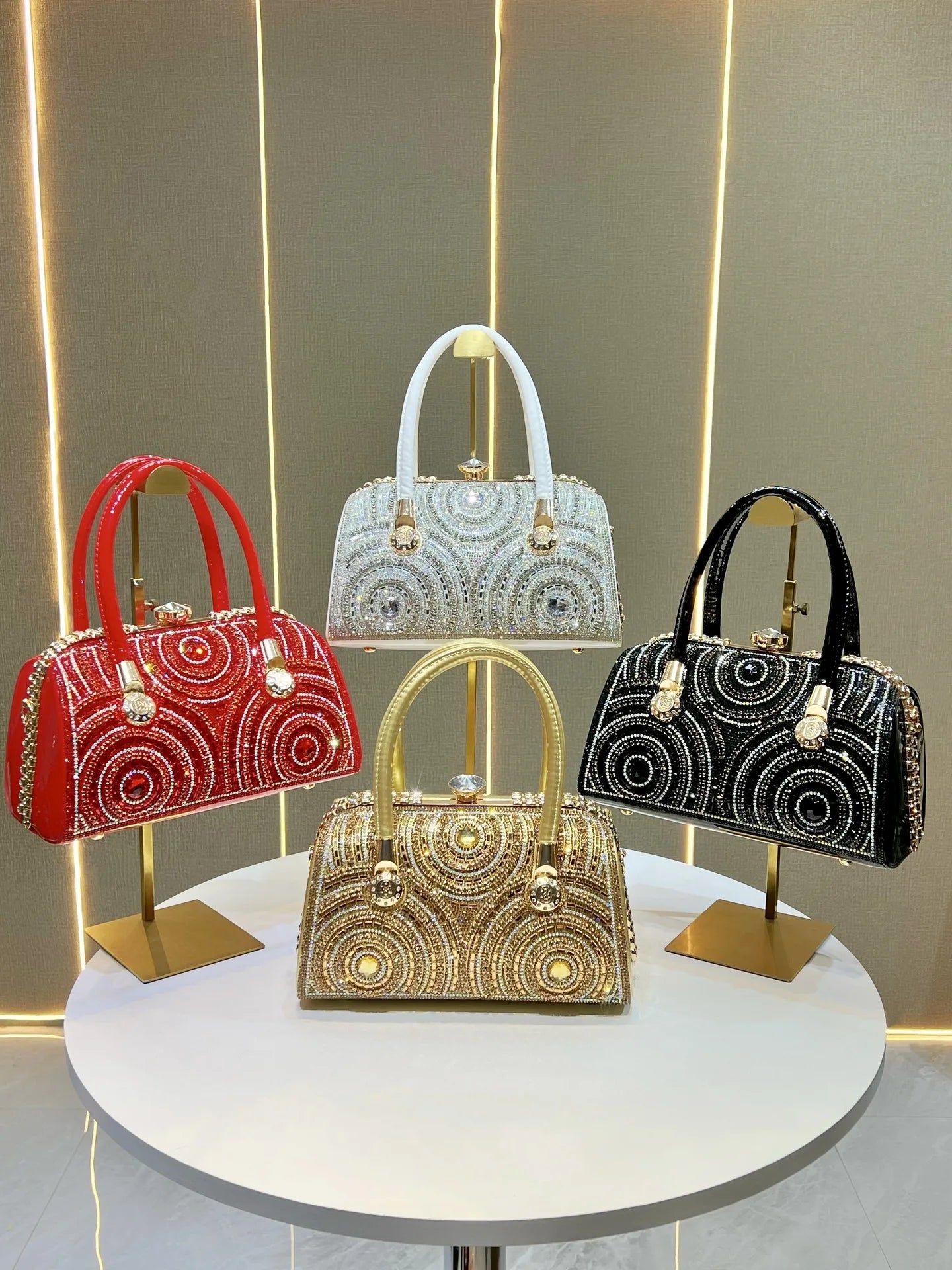 New Dinner Handbag Luxury Brand Diamond-encrusted Sparkling Dinner Party Handbag Fashion Trend Women's Shoulder Crossbody Bag