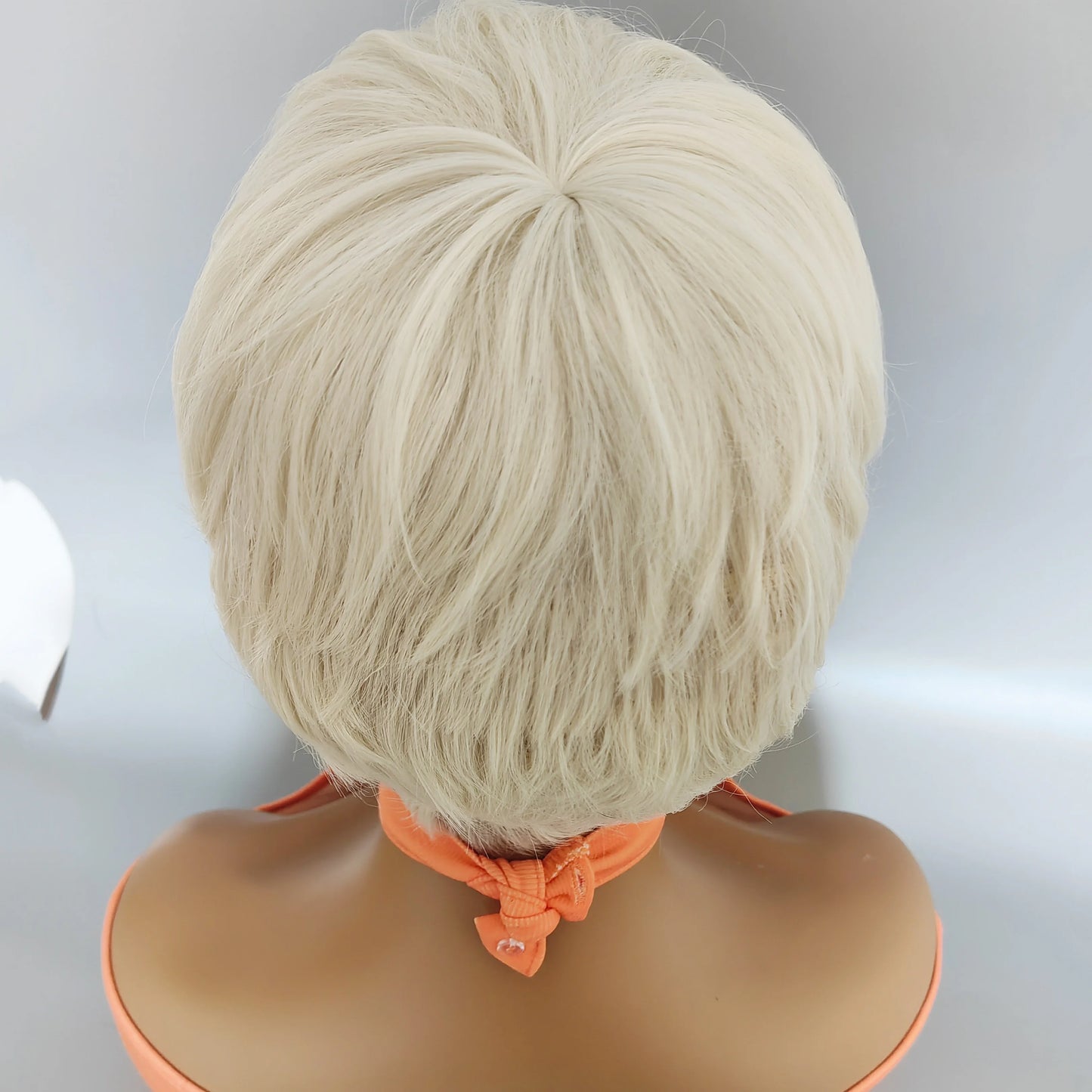 Heat Resistant Wavy Pixie Cut Blond Synthetic Wig for Women
