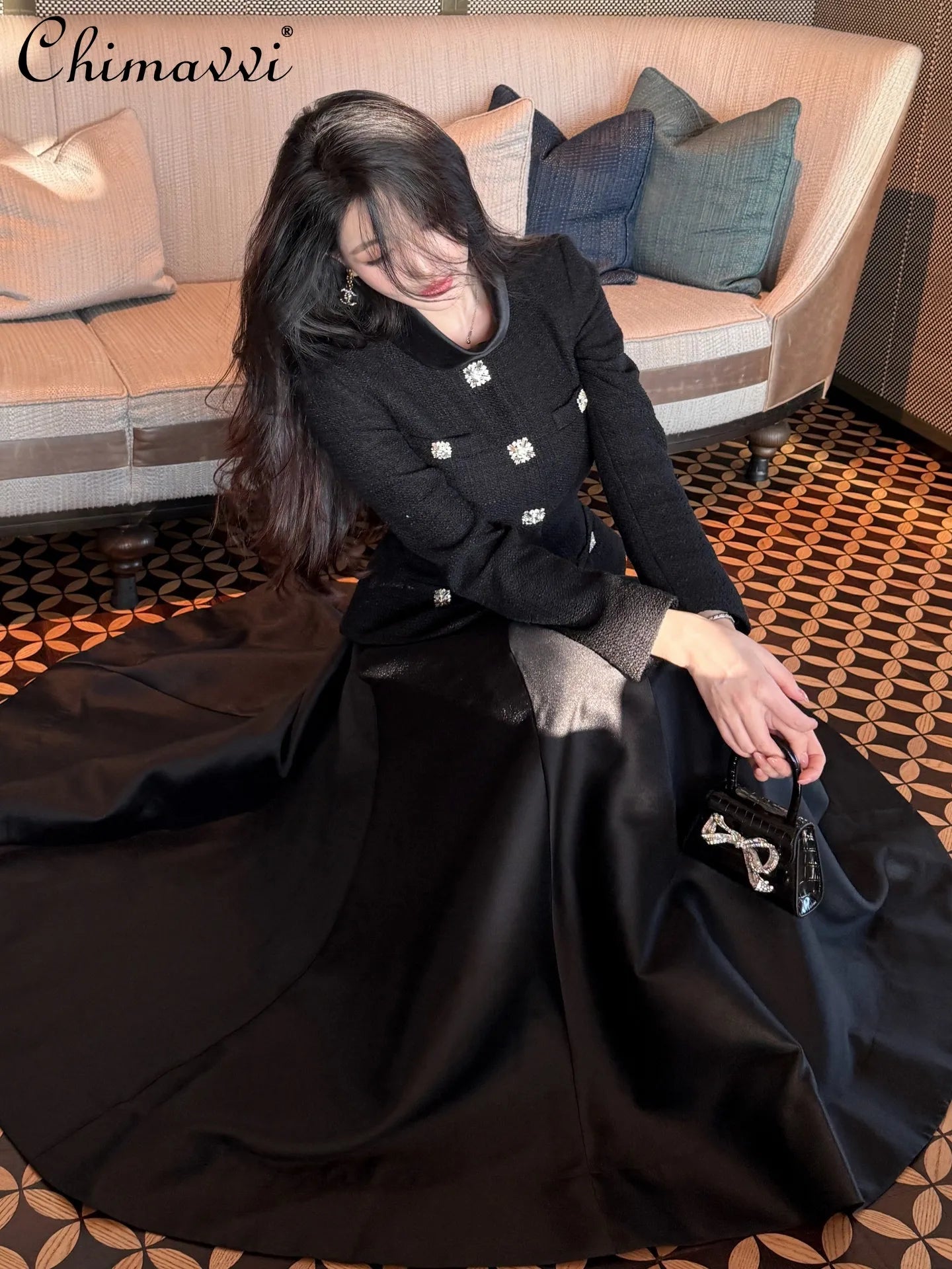 Autumn Winter High-end French Fashion Woolen Patchwork Black Long-sleeved Slim Dress High-waisted Slim Elegant Large Hem Dress