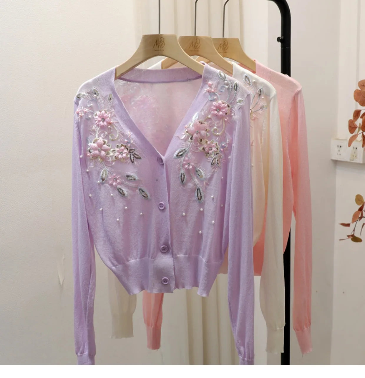 French Exquisite Embroidered Flowers V-neck Short Knitted Top Women Summer Fashion Retro Artistic Thin Sun Protection Cardigan
