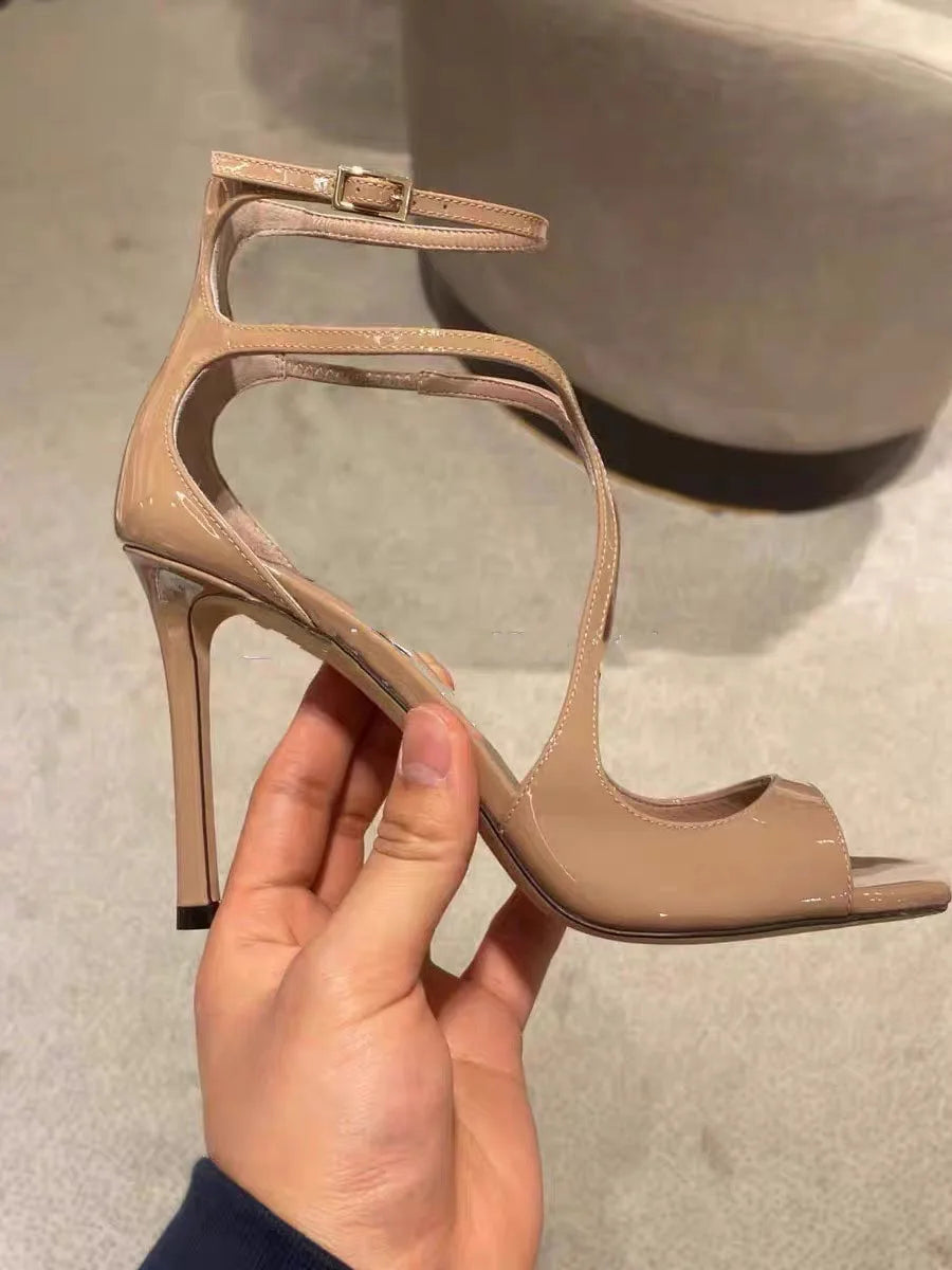 Cross Strap Roman Style Low Heel Sandals For Women