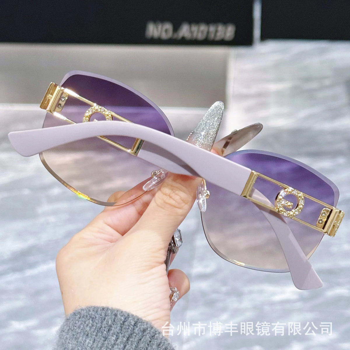 Oversized Square Fashion Sunglasses