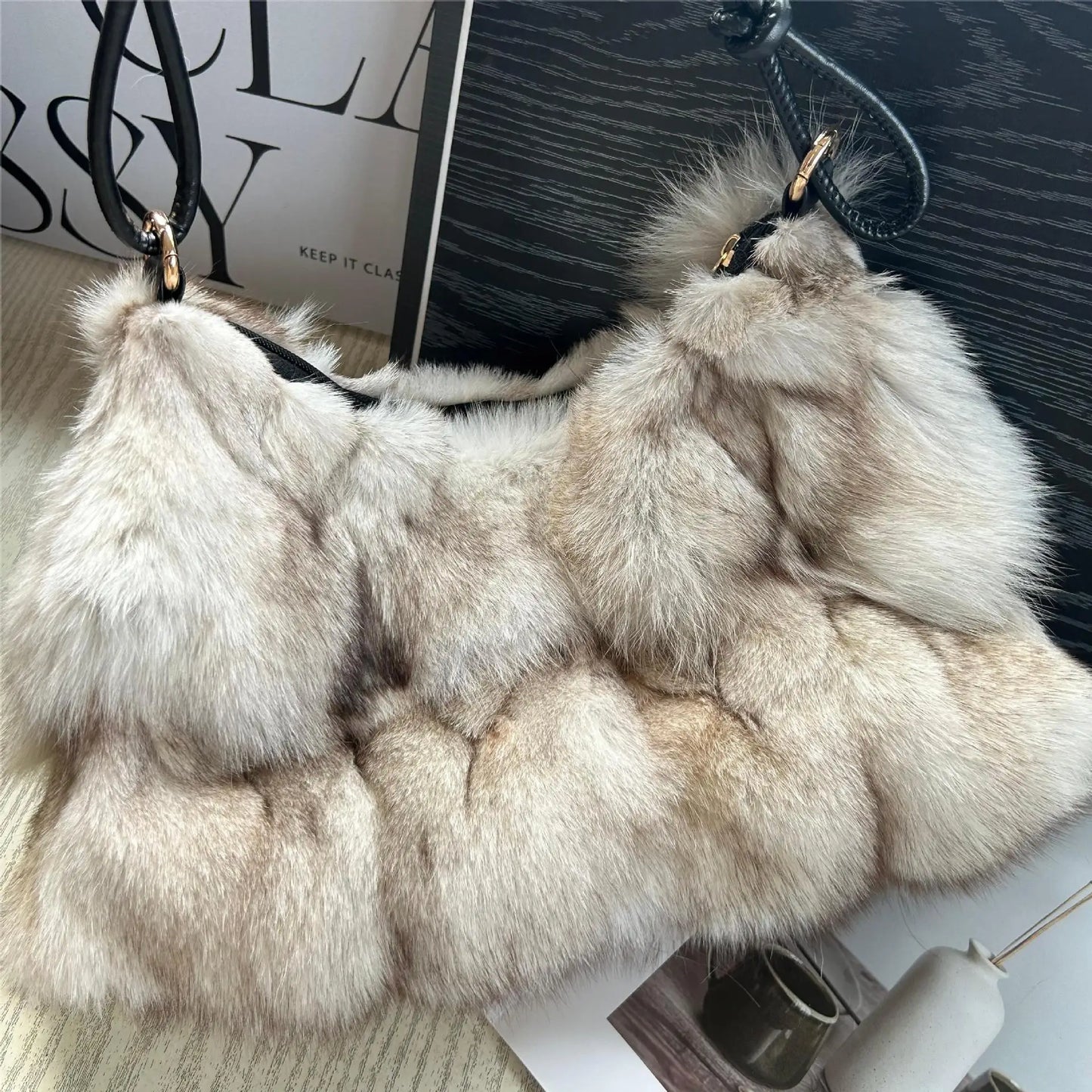 Elegant Luxurious Faux Fur Soft Shoulder Bag for Women