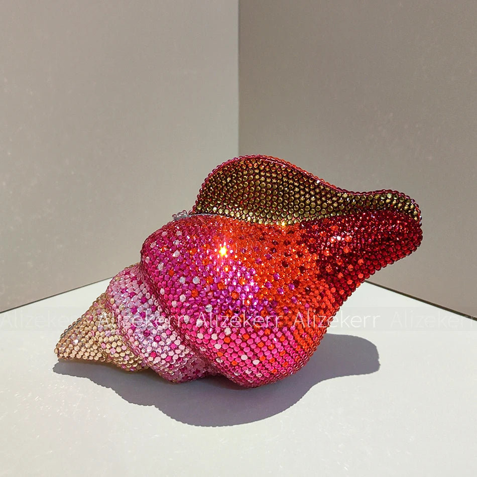 Glamorous Crystal Conch Shaped Rhinestone Evening Bag for Women
