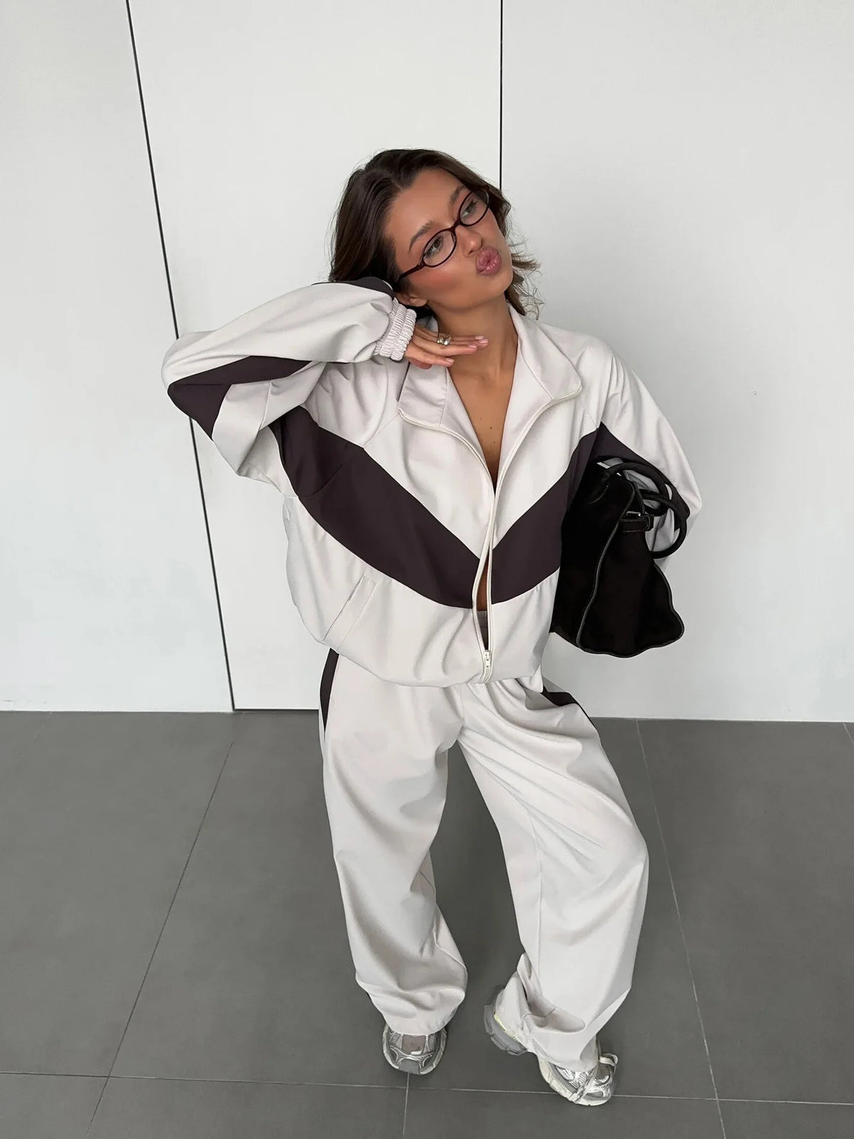Casual Contrast Color Zipper Tracksuit Set for Women