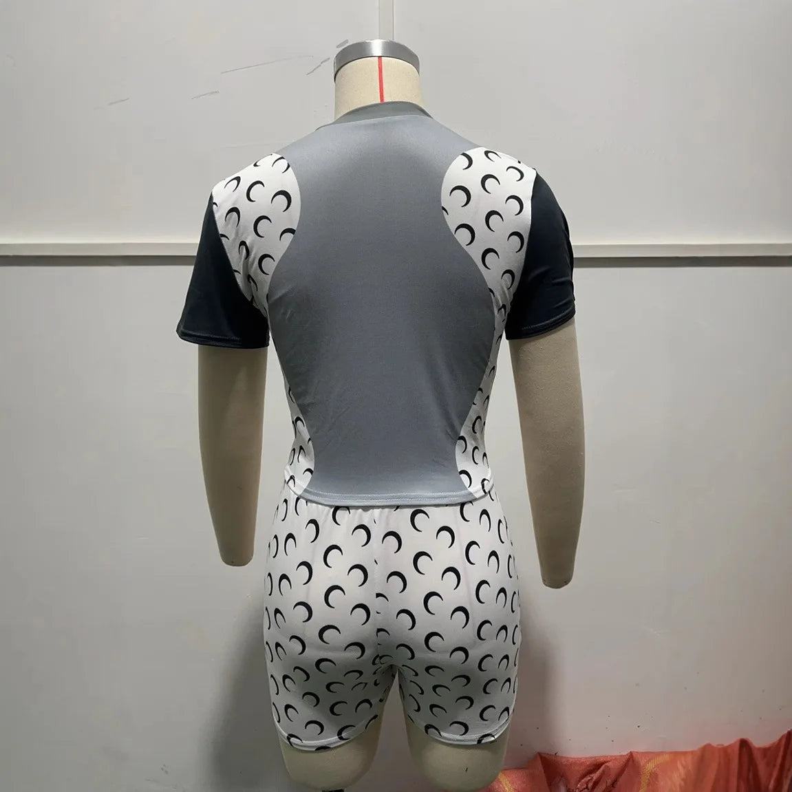 Moon Print Casual Two Piece Top And Shorts Set for Women
