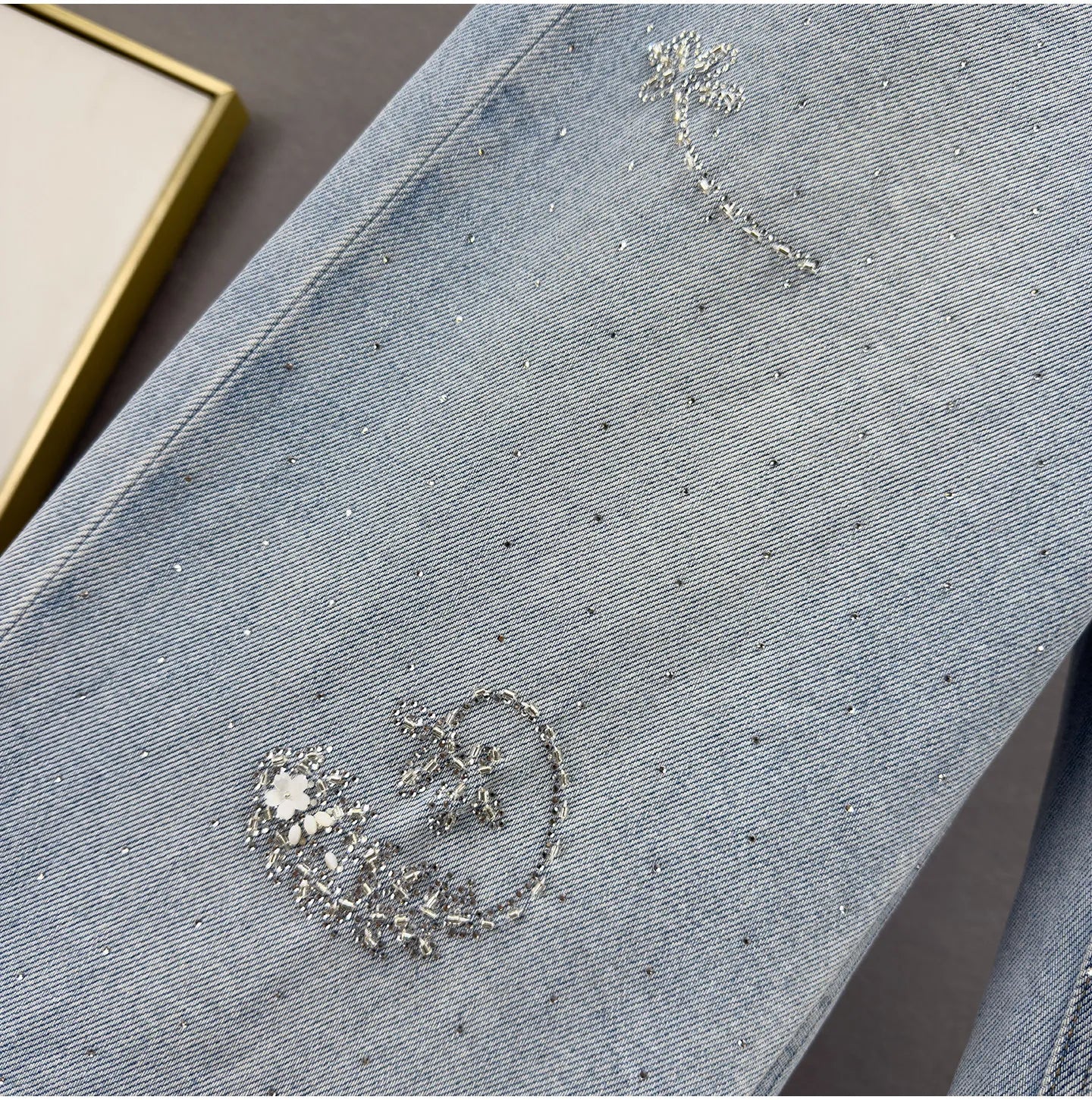 Heavy Hot Diamond Denim Loose Pants Women's 2026 Spring New Fashion High Waist Loose Slimming European Goods Long Mop Pants