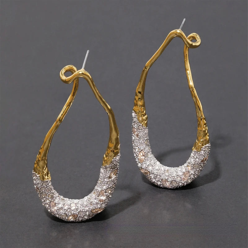 Stylish Geometric Two Tone Copper Stud Earrings for Women