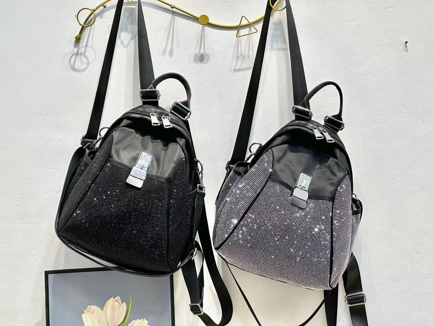 New Diamond-encrusted Backpack Fashionable Women’s Diamond-encrusted Backpack Fashionable Diamond-encrusted Shiny Backpack
