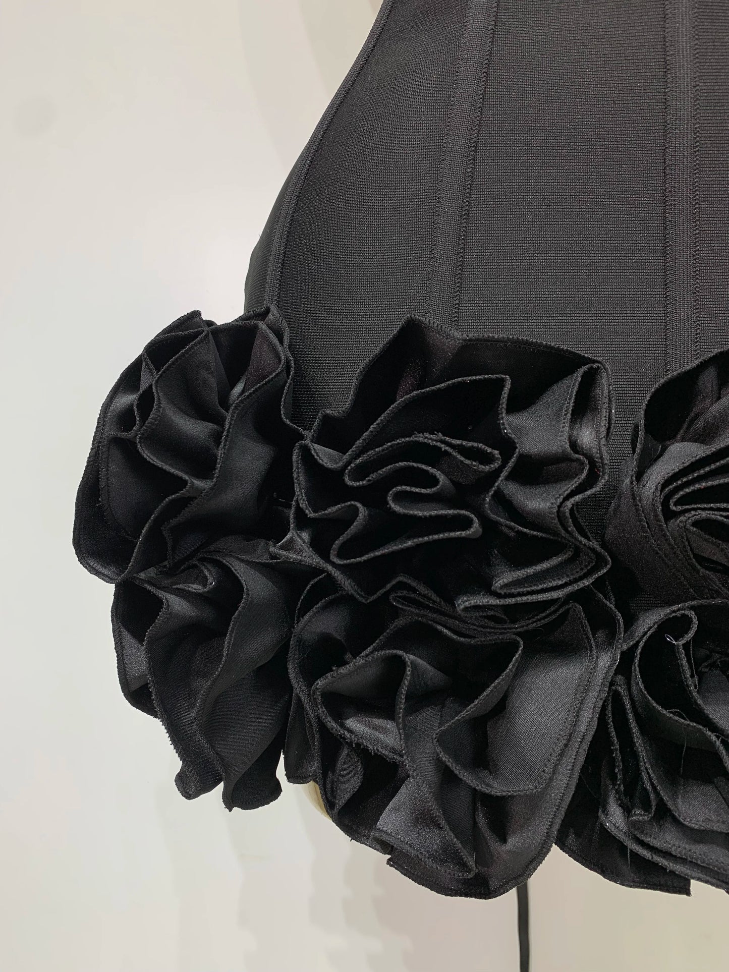 Women Sexy Strapless Backless Flower Embellished Mini Bandage Dress Bodycon Celebrity Party Cocktail Evening Party Club Dresses